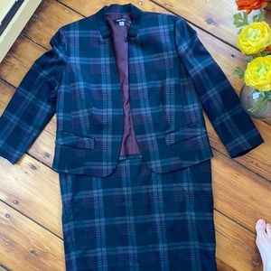 Nine West plaid skirt suit 12/14